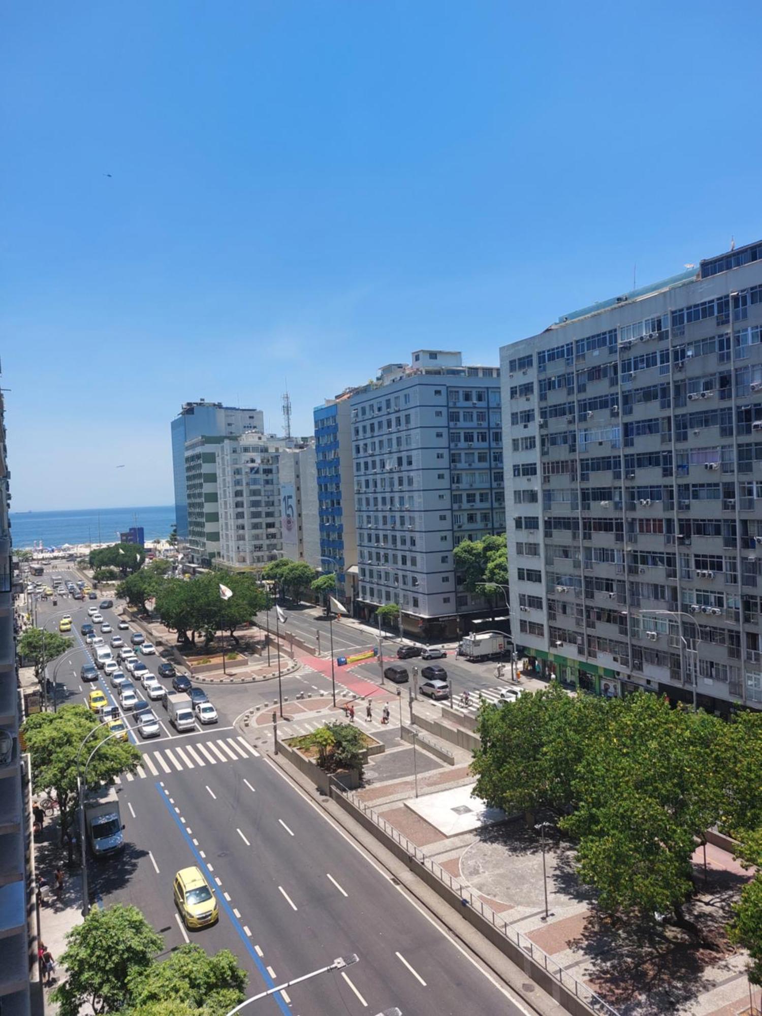 Apto Copacabana-leme Apartamento